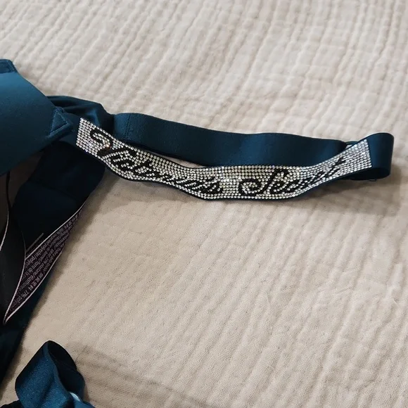 NWT Victoria Secret Very Sexy Push up Bras - Picture 3 of 11